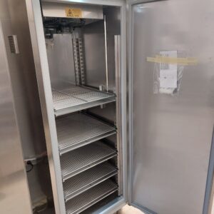 armario 500 L bandejas